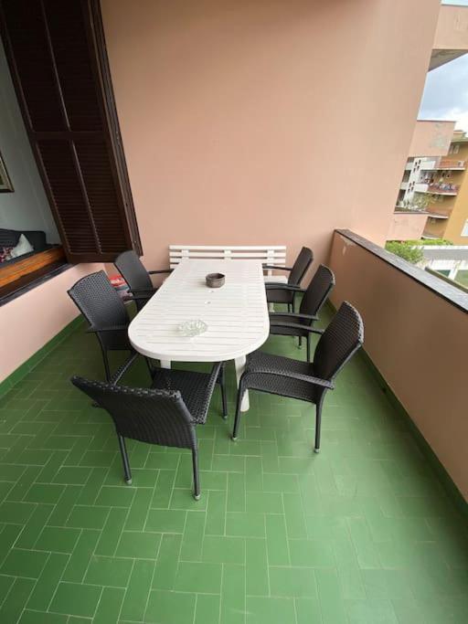 Appartamento Con Terrazza Vista Mare A 50 Mt Arenzano Exterior photo